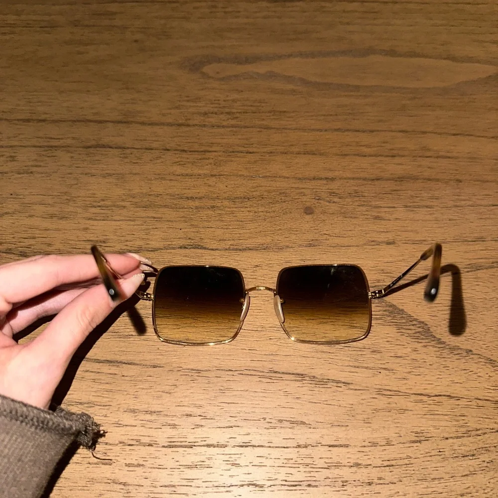 Ray-Ban Gold Frame Sunglasses with Brown Gradient Lenses - Picture 4 of 8